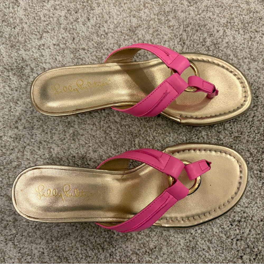 Lilly Pulitzer Pink and Gold Thong Sandals size 6
